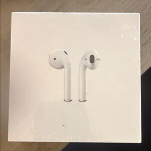 Apple AirPods in Classic White